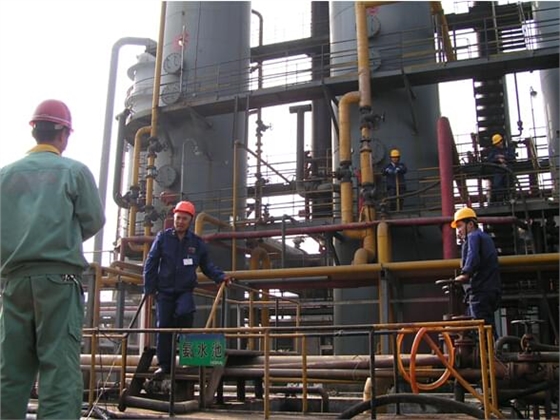 韓泰清總工親自指導博匯集體循環水施工現場 韓泰清總工親自指導博匯集體循環水施工現場